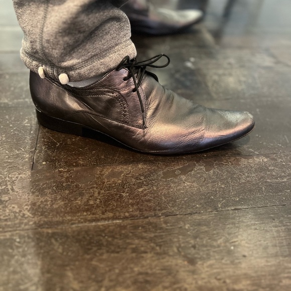 Exclusive Silver Toned Ted Baker Dress Shoes, unique and seriously gorgeous. S10 - Picture 2 of 6